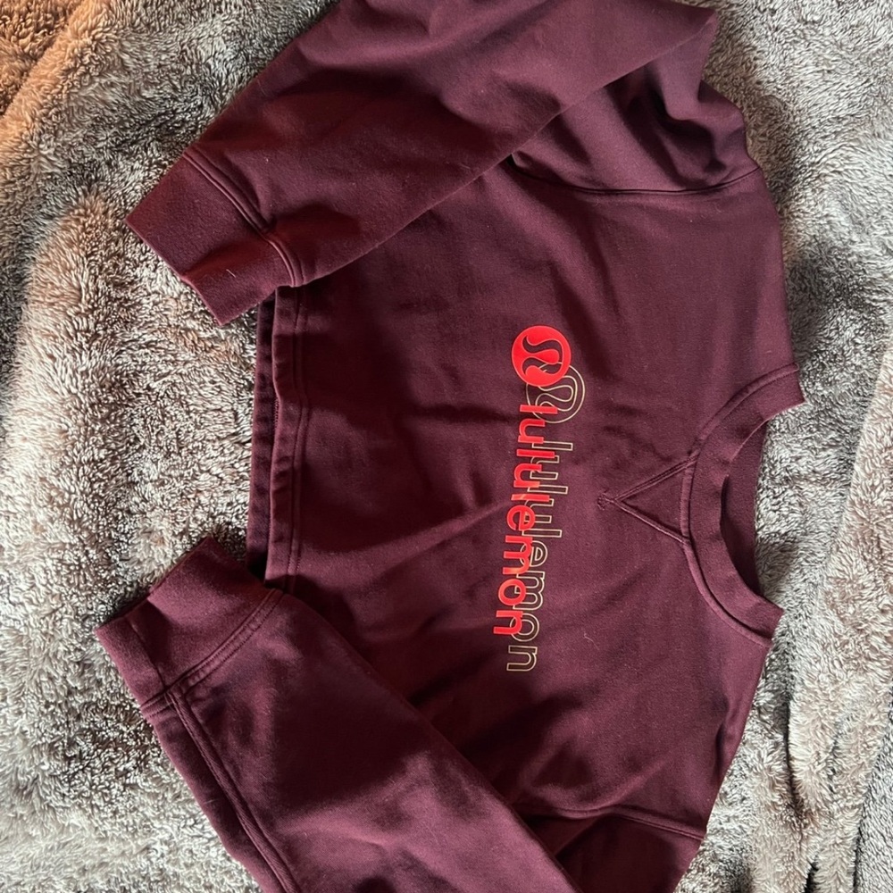 Lululemon Burgundy Cropped Sweatshirt